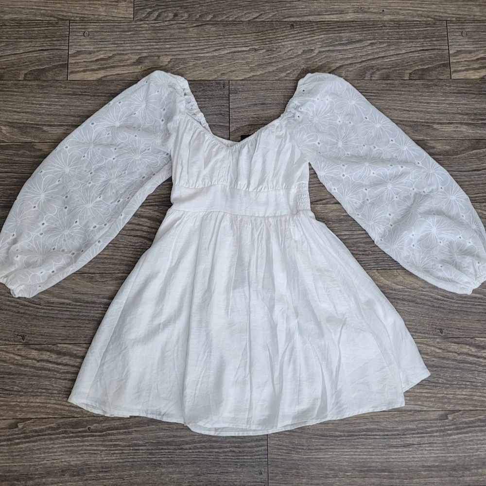 LULUS size S Elegant White Dress with Floral Sleeves. New with tag. - Picture 14 of 14